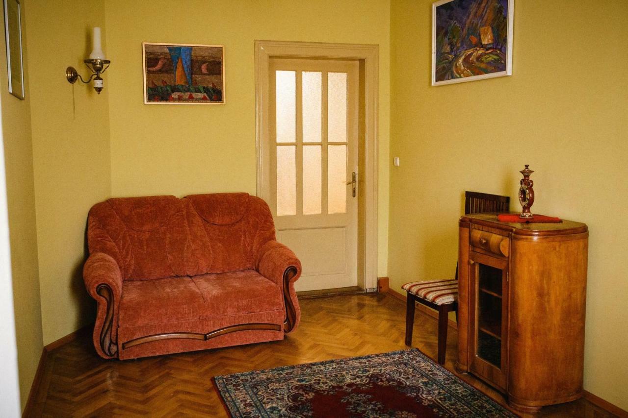 Historical Center Apartment Ужгород Екстериор снимка